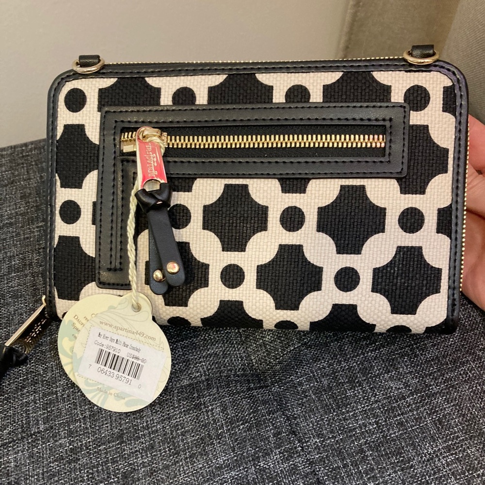 Beautiful black and white crossbody phone purse